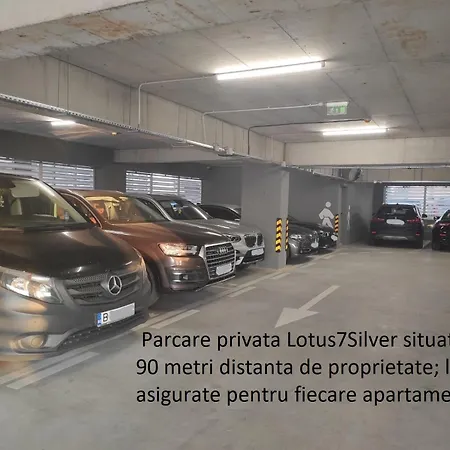 Lotus 7 Silver *