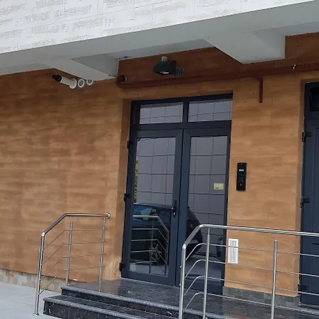 Lotus 7 Silver * Mamaia