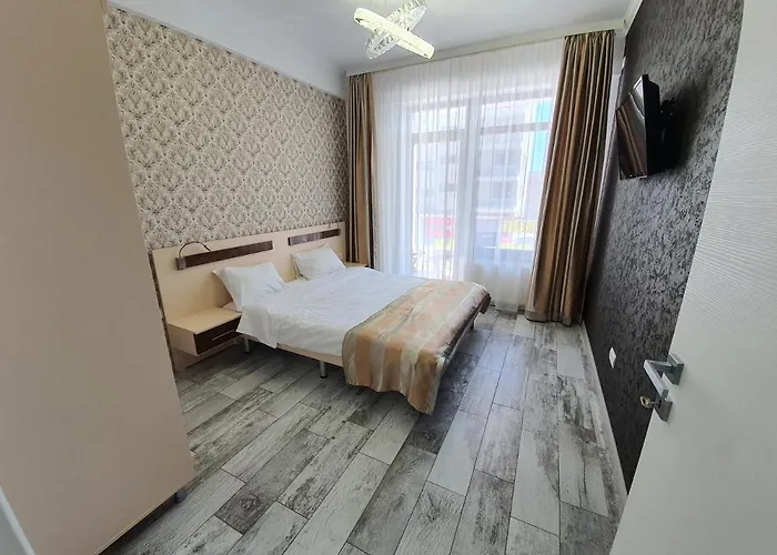 Lotus 7 Silver * מאמאיה