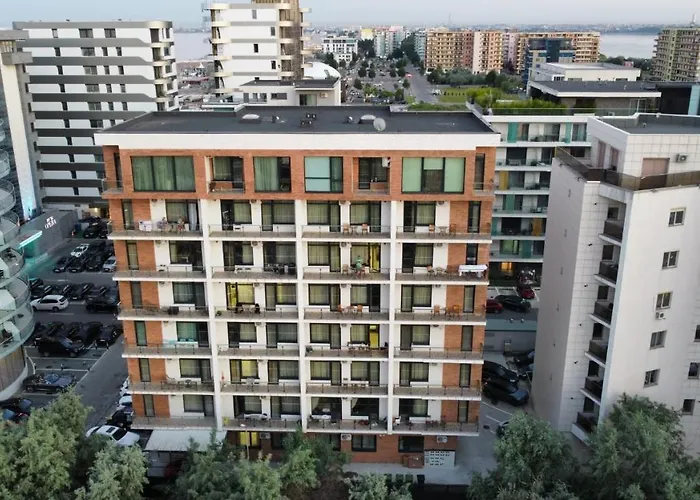 Lotus 7 Silver מאמאיה