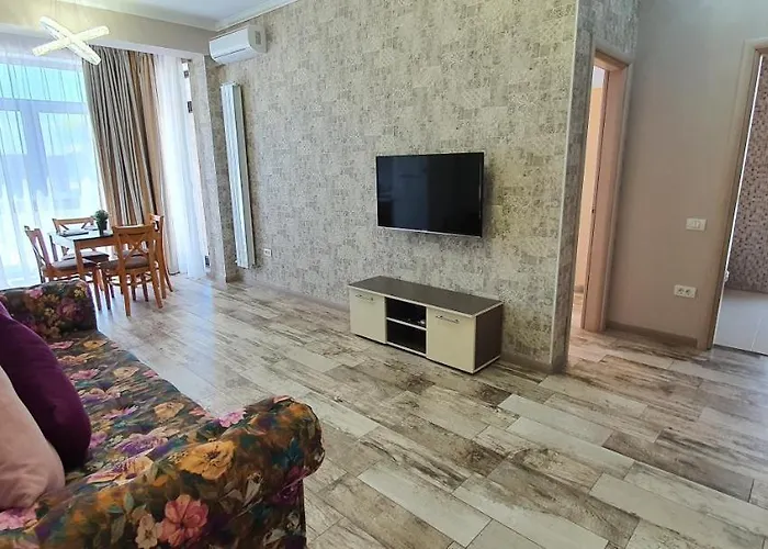 דירה Lotus 7 Silver