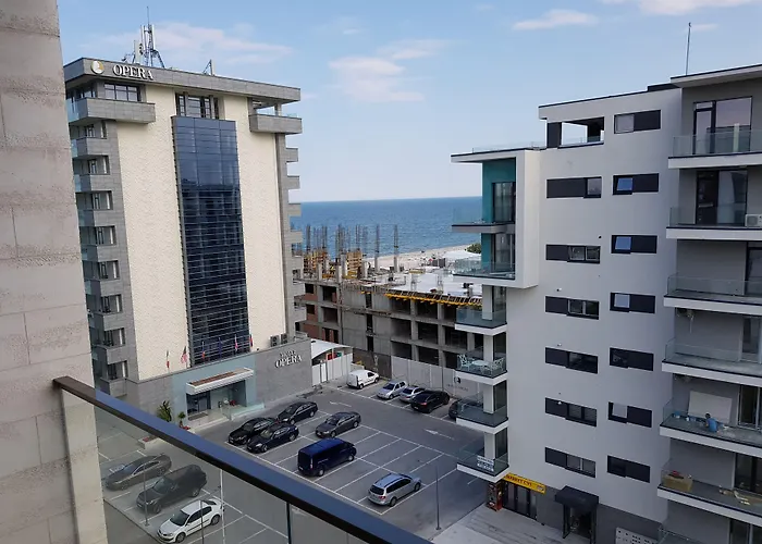 דירה Lotus 7 Silver