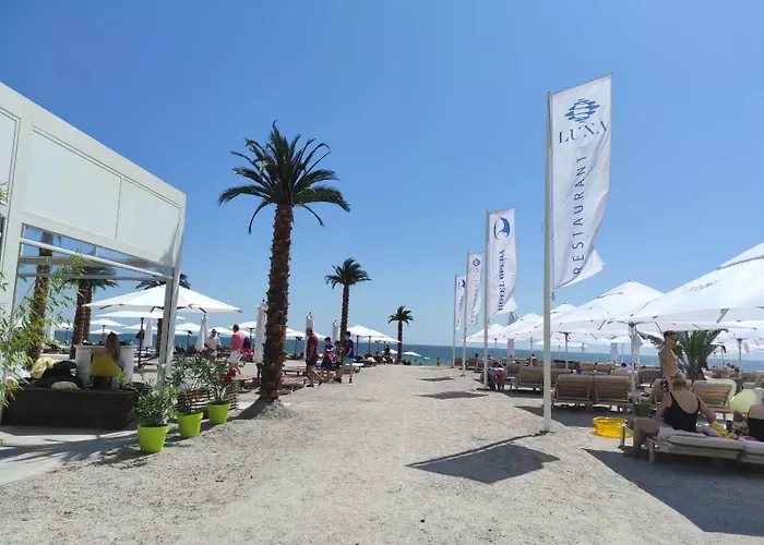 Lotus 7 Silver * מאמאיה